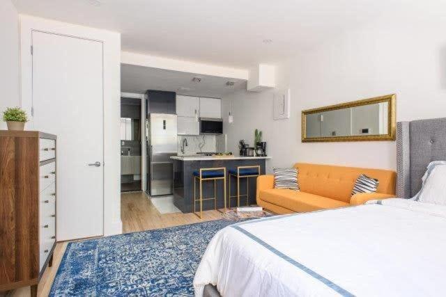 1597-3 Upper East Side W&d In Unit * New York